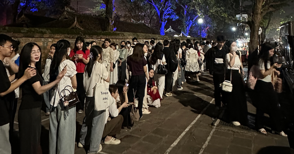 Khám phá văn hóa và tri thức